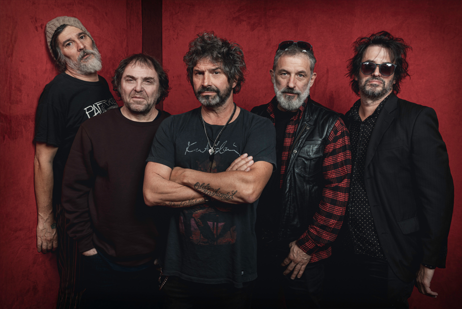 CABALLEROS<br/>DE LA QUEMA